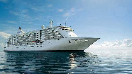 Another international cruise ship docks at Chan May port - ảnh 1